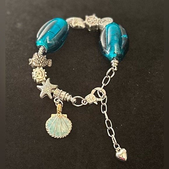 Juicy couture Charm, silver charm and glass beaded bracelet - Picture 1 of 2